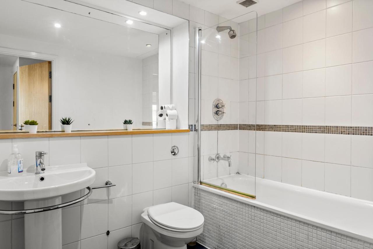 Enchanting Bristol Abode -Sleeps 6 With Balcony! Exterior foto