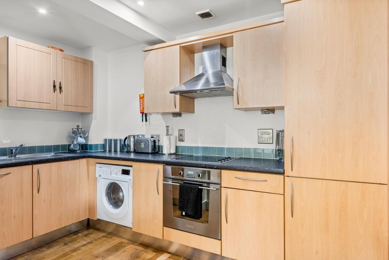 Enchanting Bristol Abode -Sleeps 6 With Balcony! Exterior foto